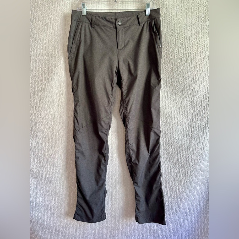The North Face Aphrodite Gray Hiking Pants Women’s Size 6 Stretch FlashDry